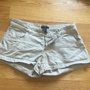 H&M shorts size 4